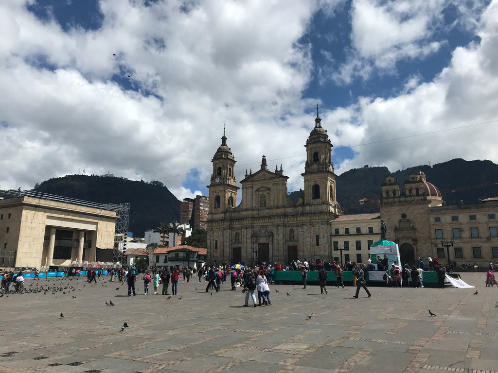 Bogota - Colombie - Plaza Bolivar - Parenthèse Colombienne 