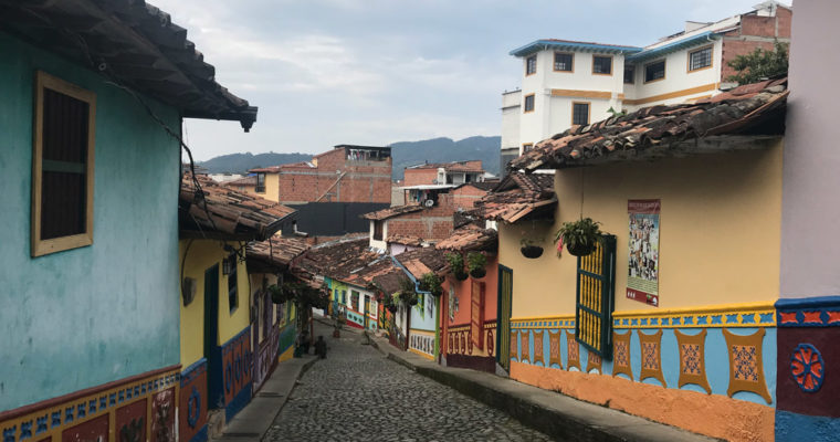 Citybreak près de Medellin : Guatapé
